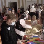 Impreza dla dzieci w Hostelu Łowicz przy współpracy z Caritas